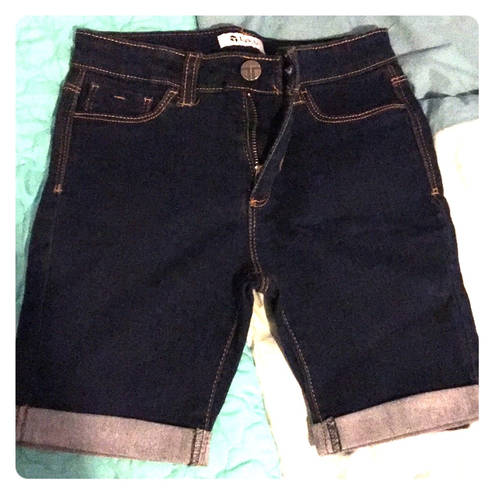 Shorts, NEVER WORN!!